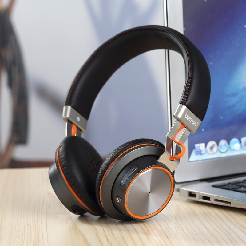 How Headphones Improve Your Remote Working Experience